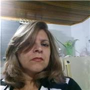 Profesora con experiencia en historia para dar clases a nivel de primaria y secundaria